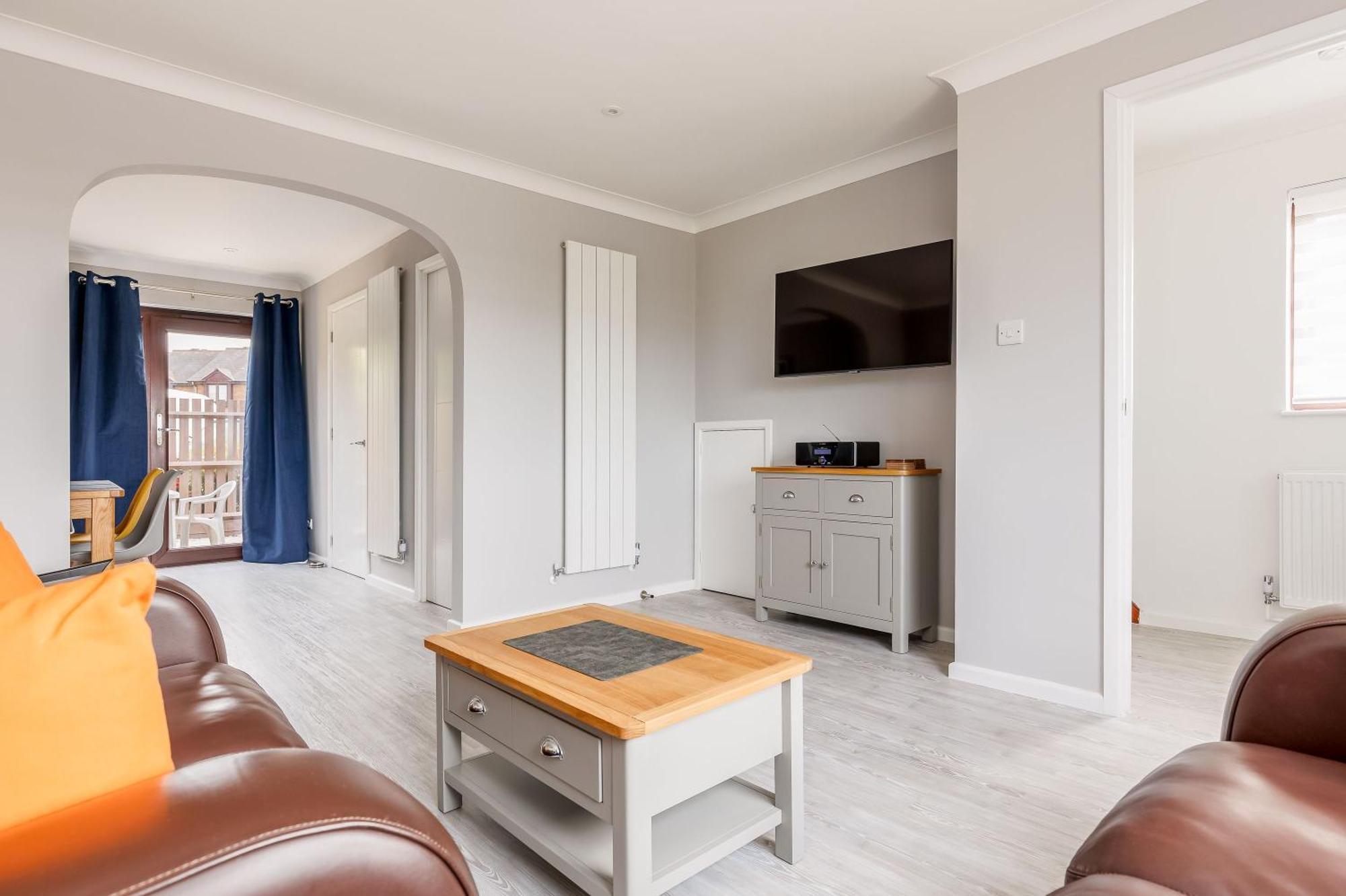 Trade Winds Villa Poole Dış mekan fotoğraf