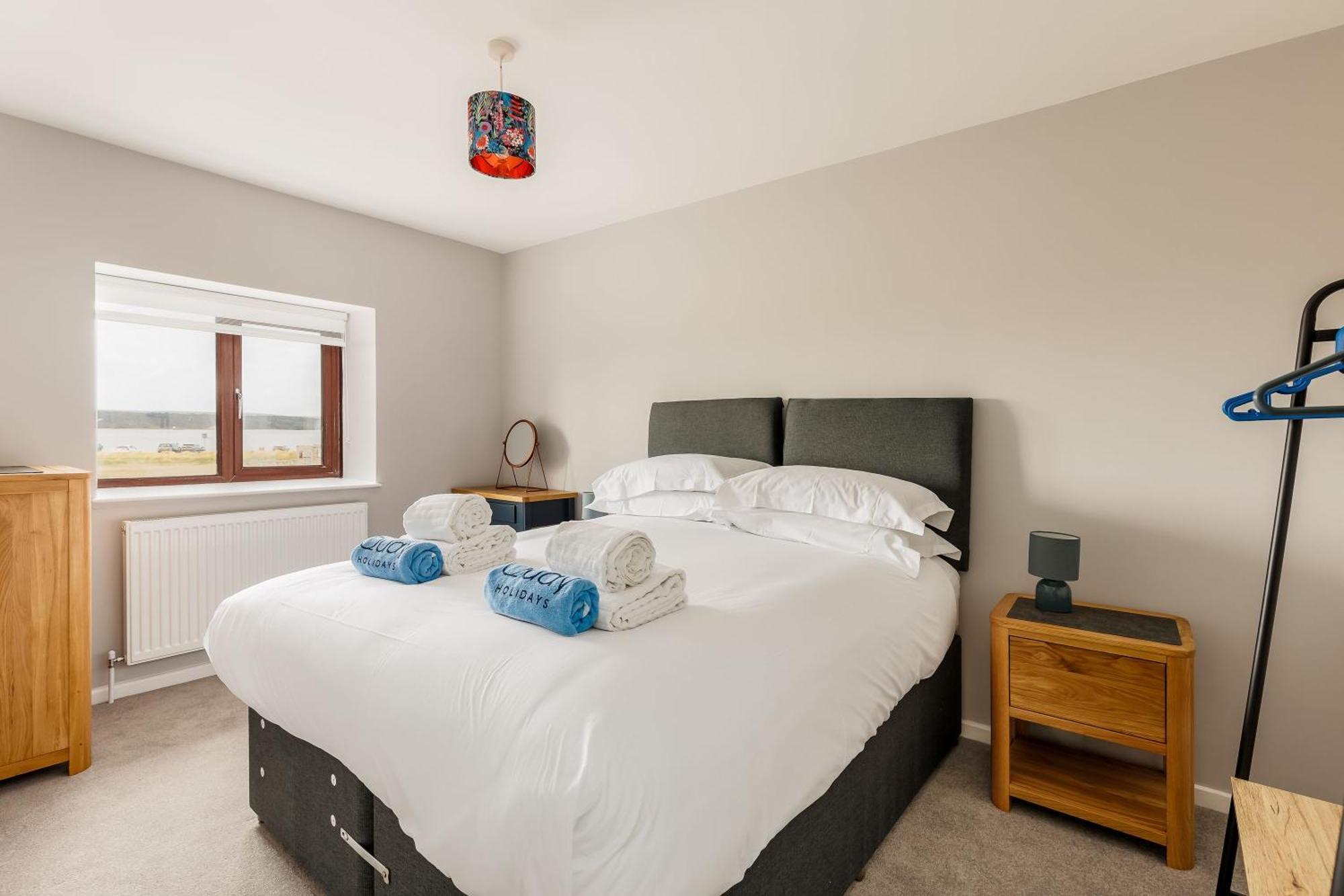 Trade Winds Villa Poole Dış mekan fotoğraf