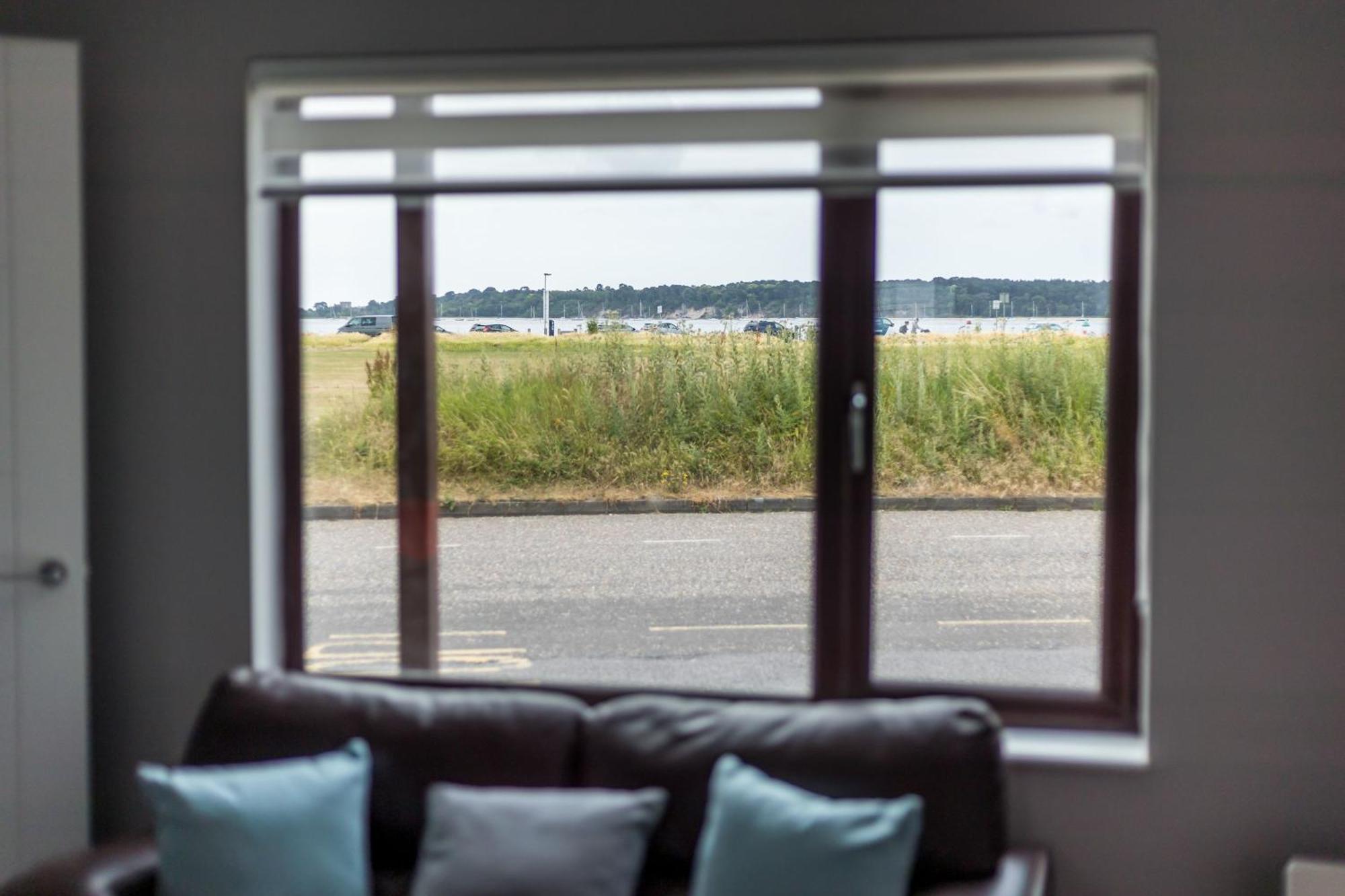 Trade Winds Villa Poole Dış mekan fotoğraf