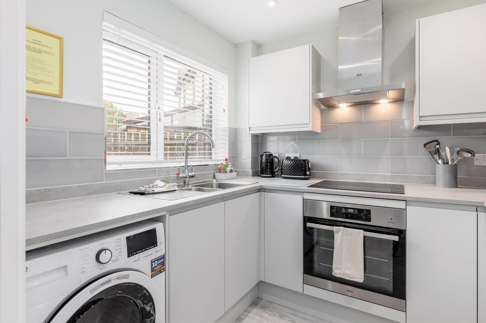 Trade Winds Villa Poole Dış mekan fotoğraf