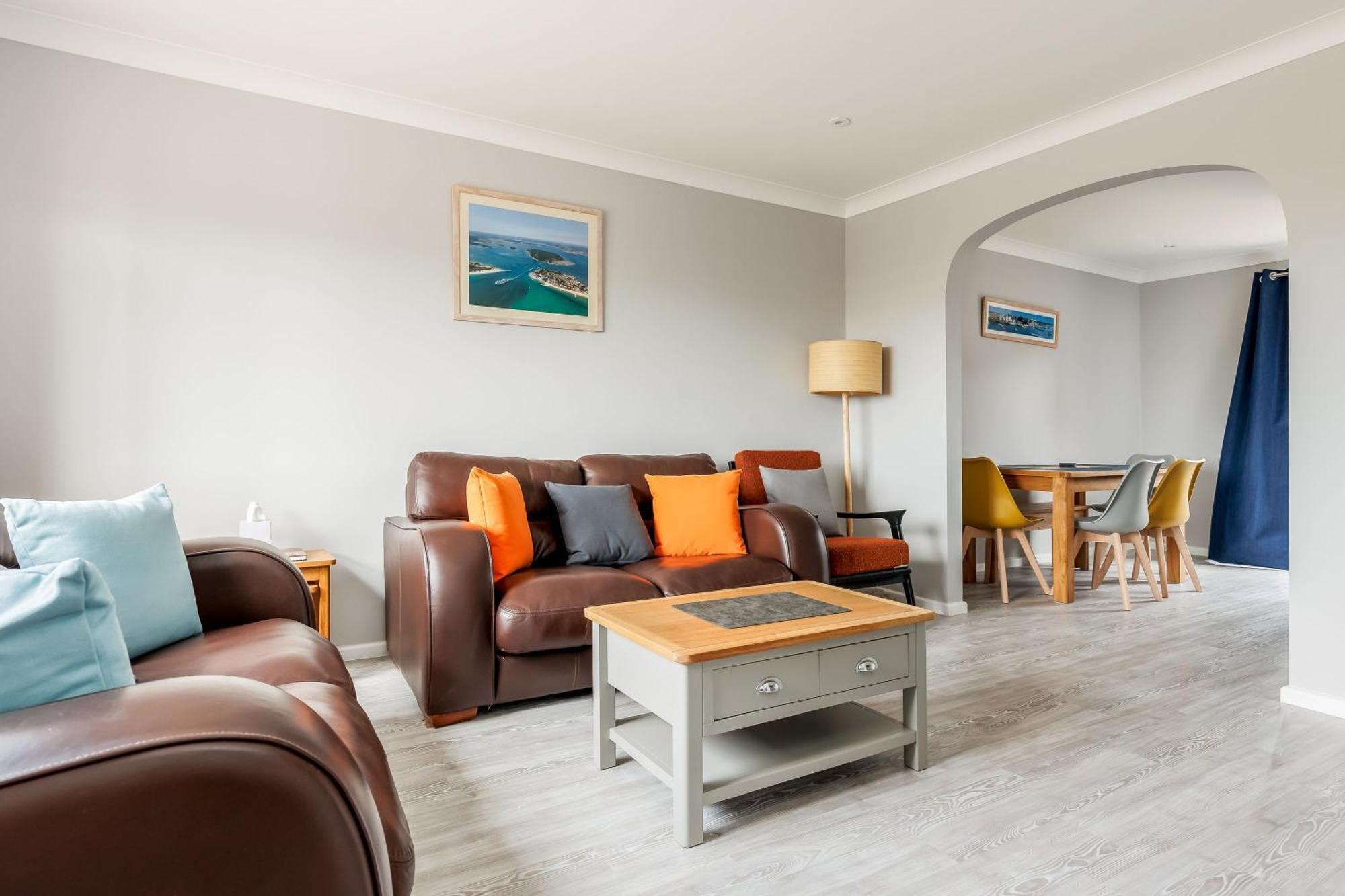 Trade Winds Villa Poole Dış mekan fotoğraf